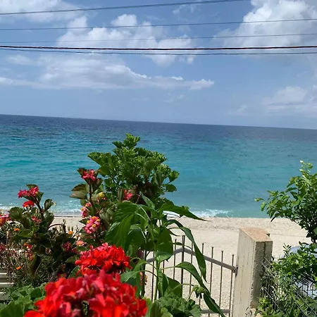 Sea La Vie Anesti