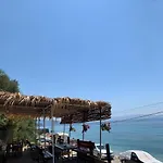Apartment Sea La Vie Anesti *